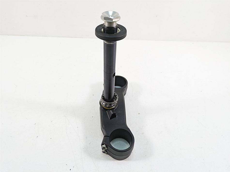 2018 KTM 1090 Adventure R Lower Triple Tree Steering Clamp 6040103203233S {{ shop.shopifyCountryName }} - Mototech271