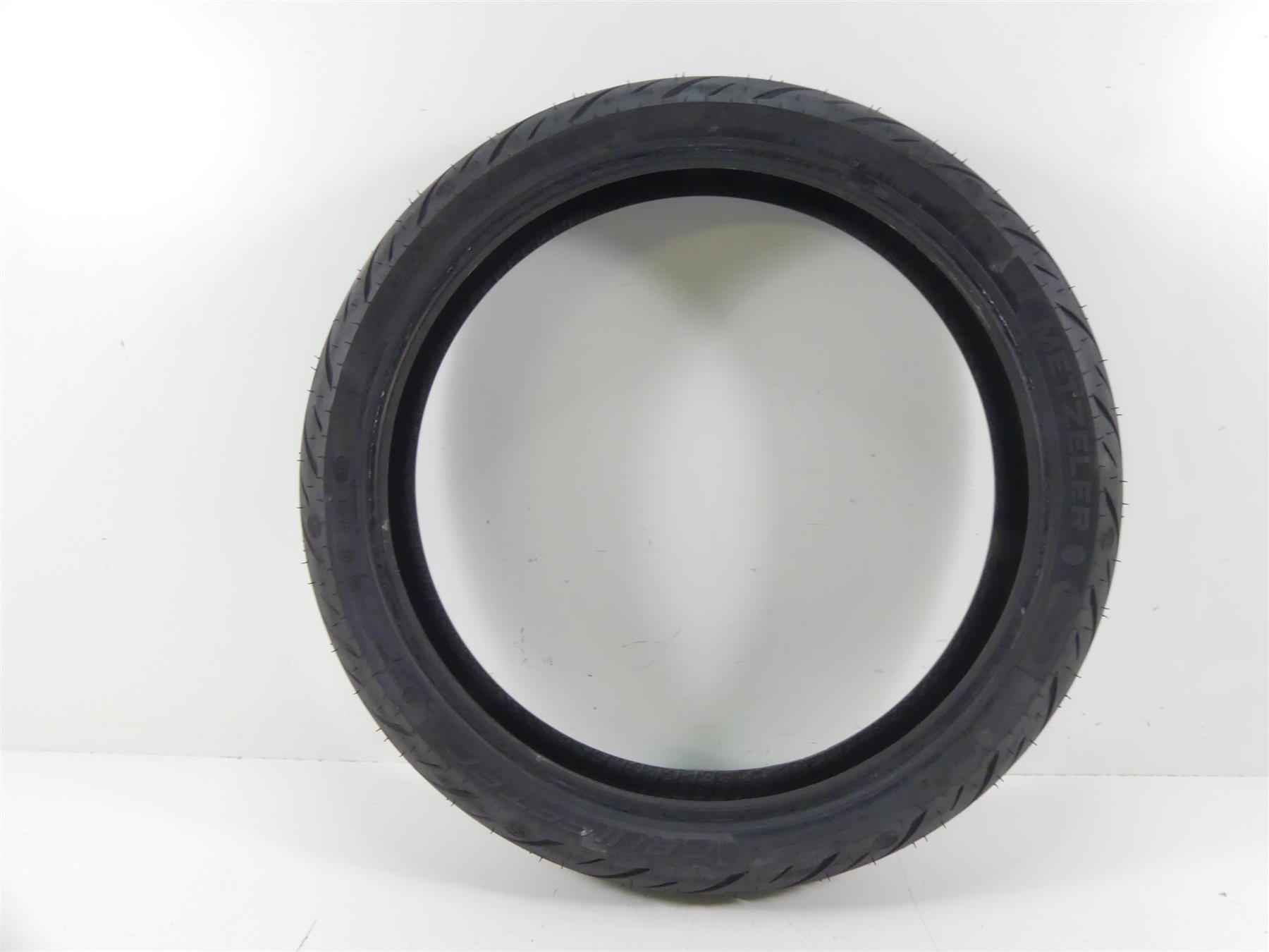 Used Front Motorcycle Tire Metzeler Cruisetec 130/60-19 61H 3576300 {{ shop.shopifyCountryName }} - Mototech271