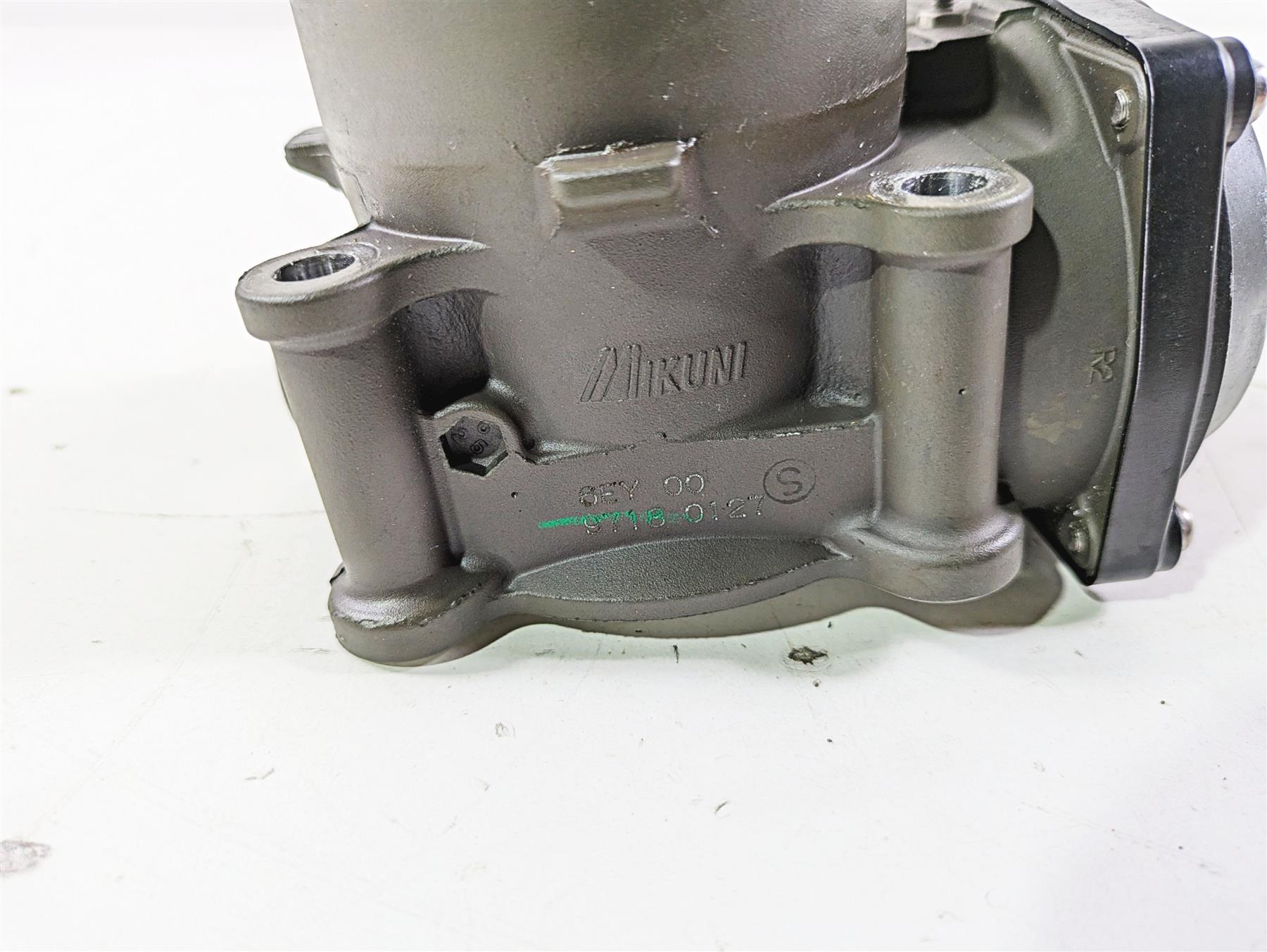 2020 Yamaha Waverunner VX1050 Deluxe Mikuni Throttle Body 6EY-13750-00-00 {{ shop.shopifyCountryName }} - Mototech271