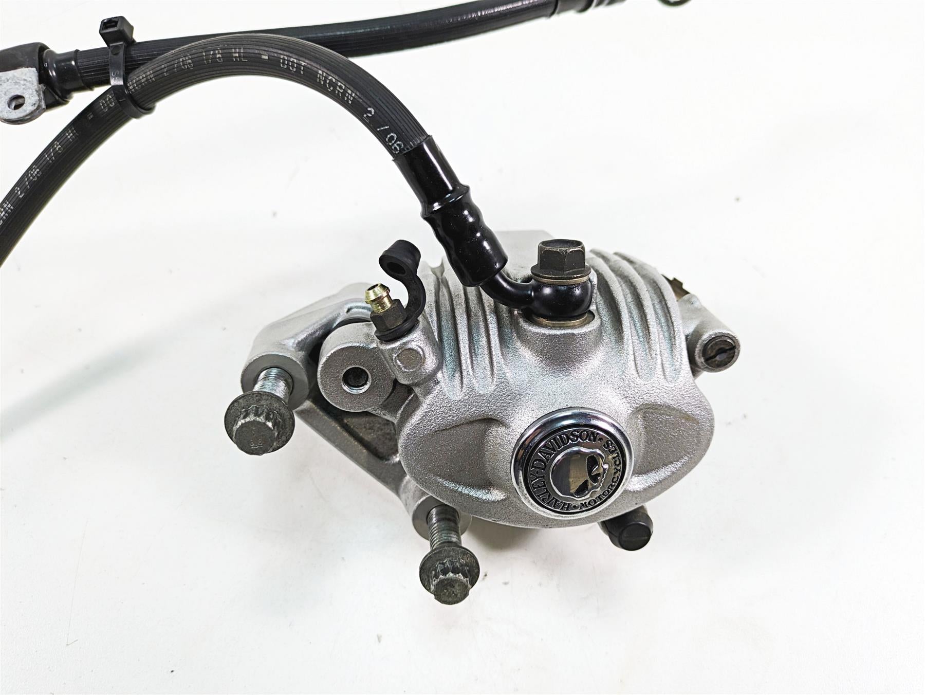 2006 Harley Sportster XL1200 Front Brake Caliper + Line & Insert 44121-04A {{ shop.shopifyCountryName }} - Mototech271