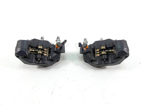 2019 Indian Chieftain Classic Front Brake Caliper Set 1912390 1912391 {{ shop.shopifyCountryName }} - Mototech271