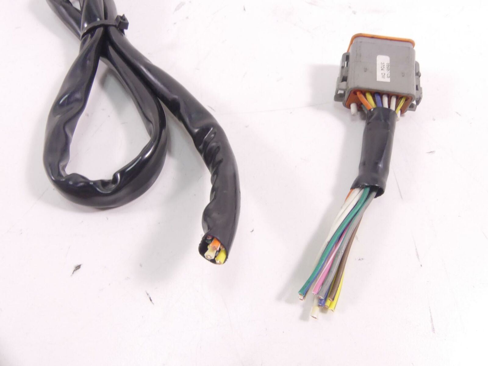 2005 Harley Touring CVO FLHTCSE Electra Glide Left Control Switch -Read 71597-9 {{ shop.shopifyCountryName }} - Mototech271