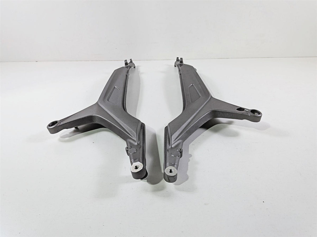 2016 Ducati Hypermotard 939 SP Subframe Sub Frame Set 47110351BA 47110361BA-Mototech271