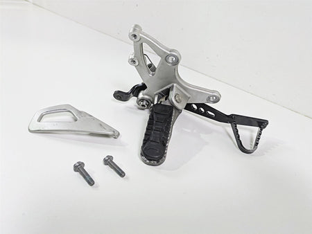 2018 BMW R nineT Urban GS K33 Right Footpeg & Brake Pedal 46718558718 {{ shop.shopifyCountryName }} - Mototech271