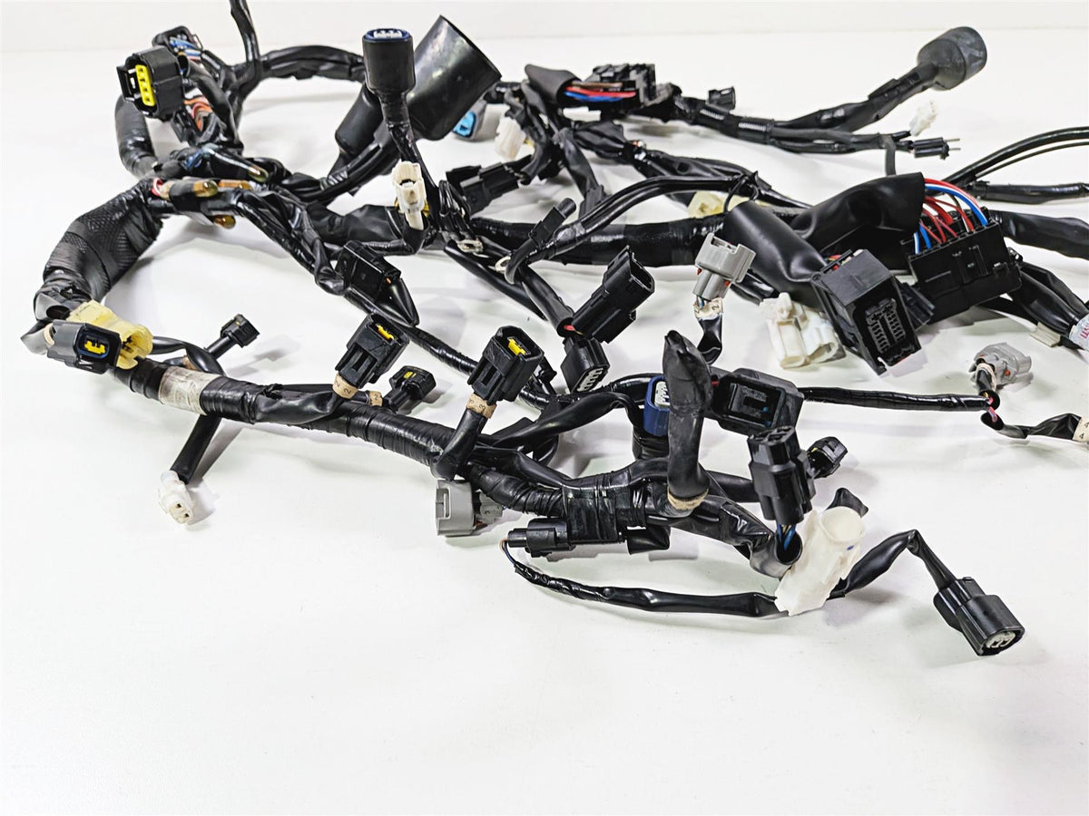 2024 Yamaha YZF R1 RN65 Main Wiring Harness Loom - Read B3L-82590-11-00 {{ shop.shopifyCountryName }} - Mototech271