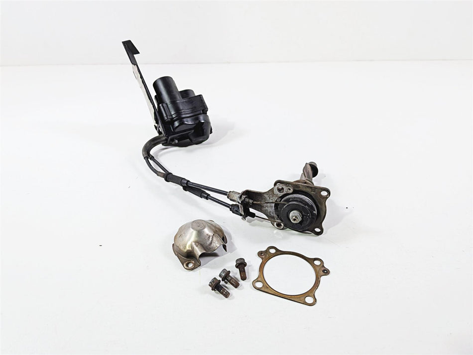 2008 Yamaha YZF R1 RN19 Exhaust Valve & Servo Actuator Motor 5VY-85820-10-00 {{ shop.shopifyCountryName }} - Mototech271