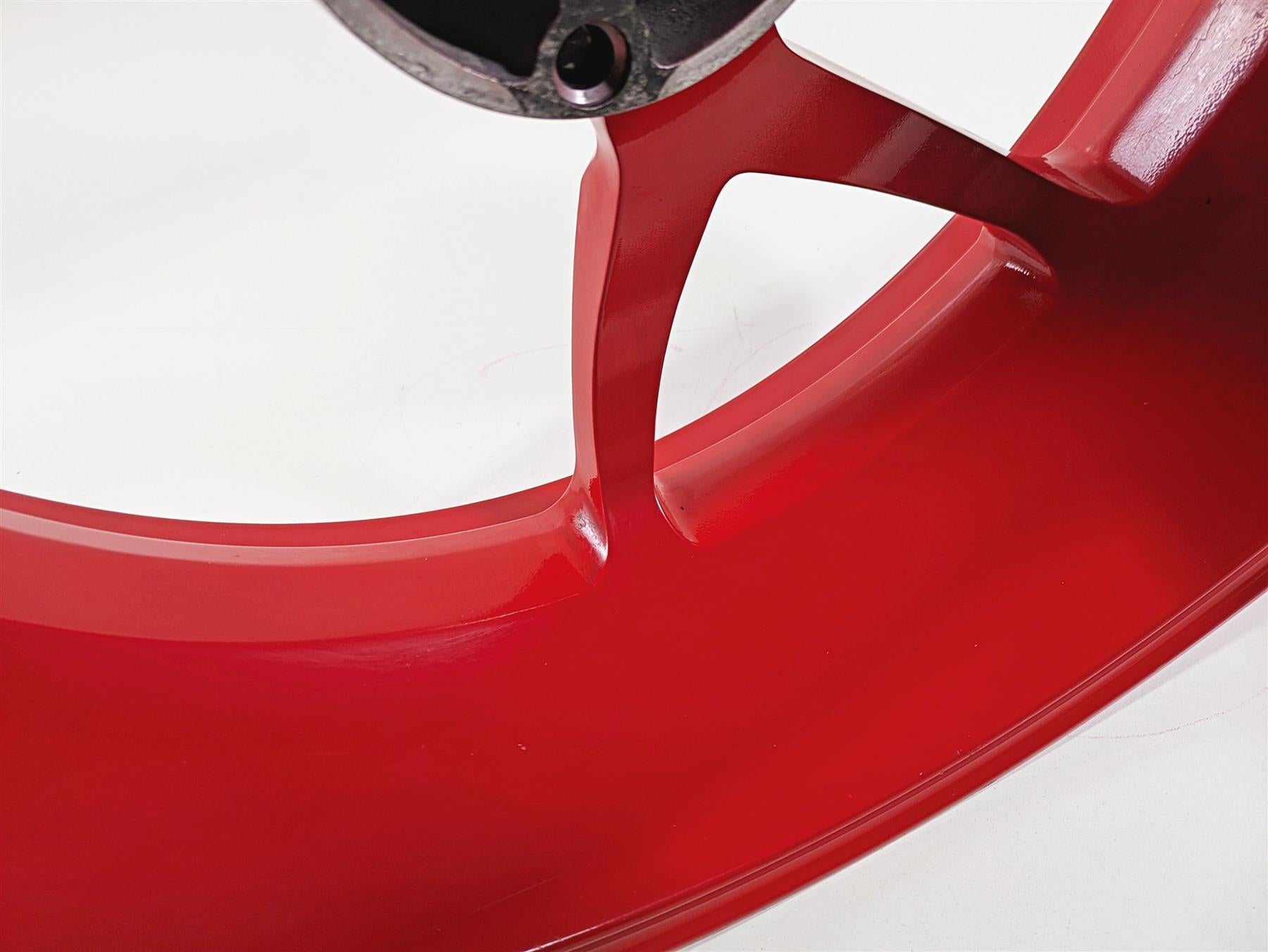 2019 Ducati Supersport 939 S Straight Red Rear Wheel Rim 17x5.5 50211941AB {{ shop.shopifyCountryName }} - Mototech271