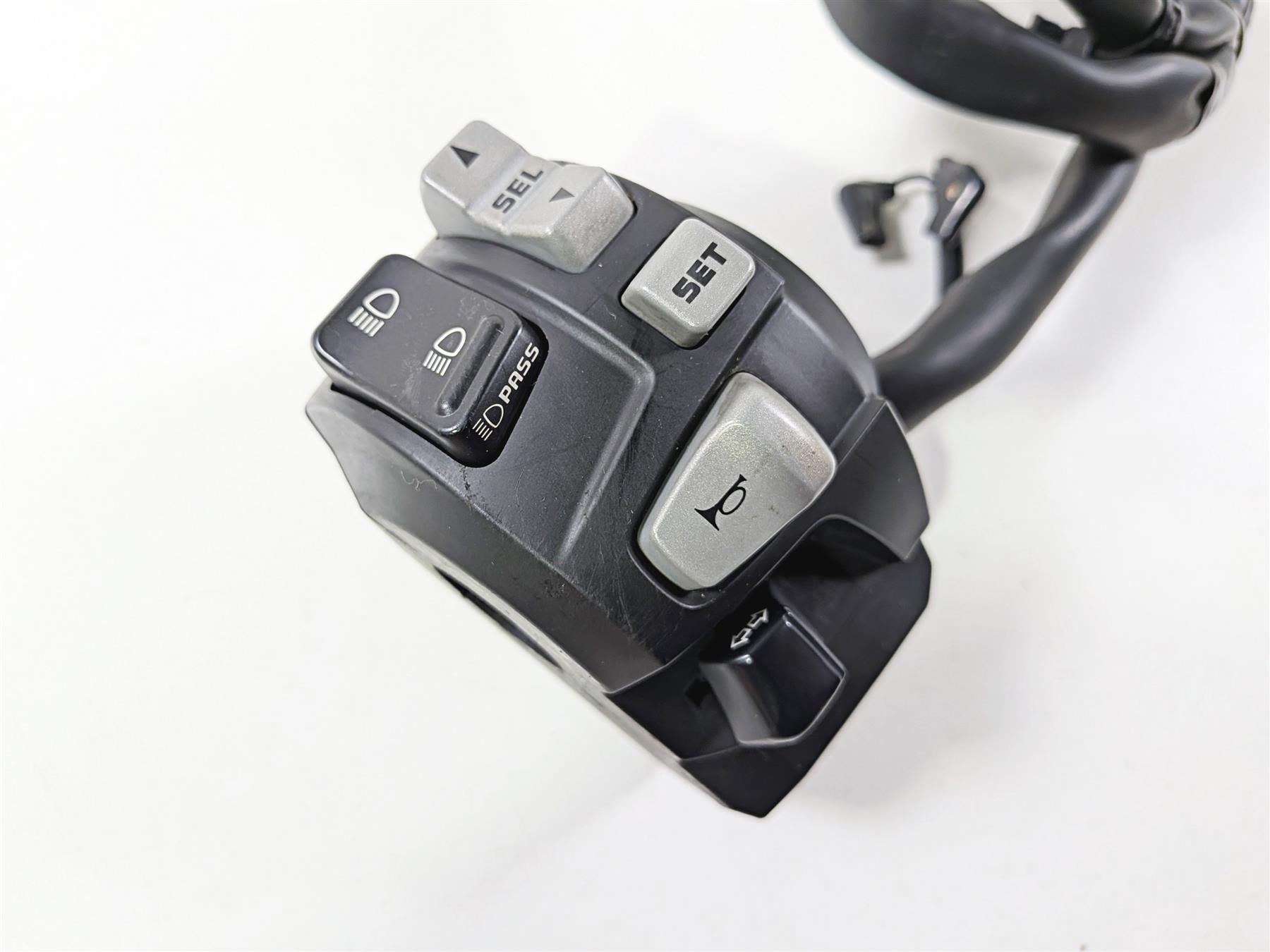 2017 Honda CRF1000 Africa Twin Left Hand Control Switch Set Light 35200-MJP-G82-Mototech271