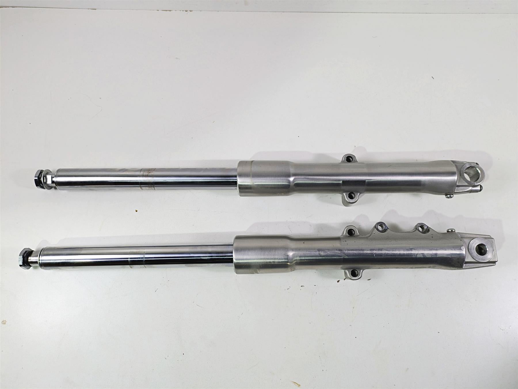 2014 Harley FLS Softail Slim Showa Front Fork Leg Set 45915-08A 45916-07A | Mototech271