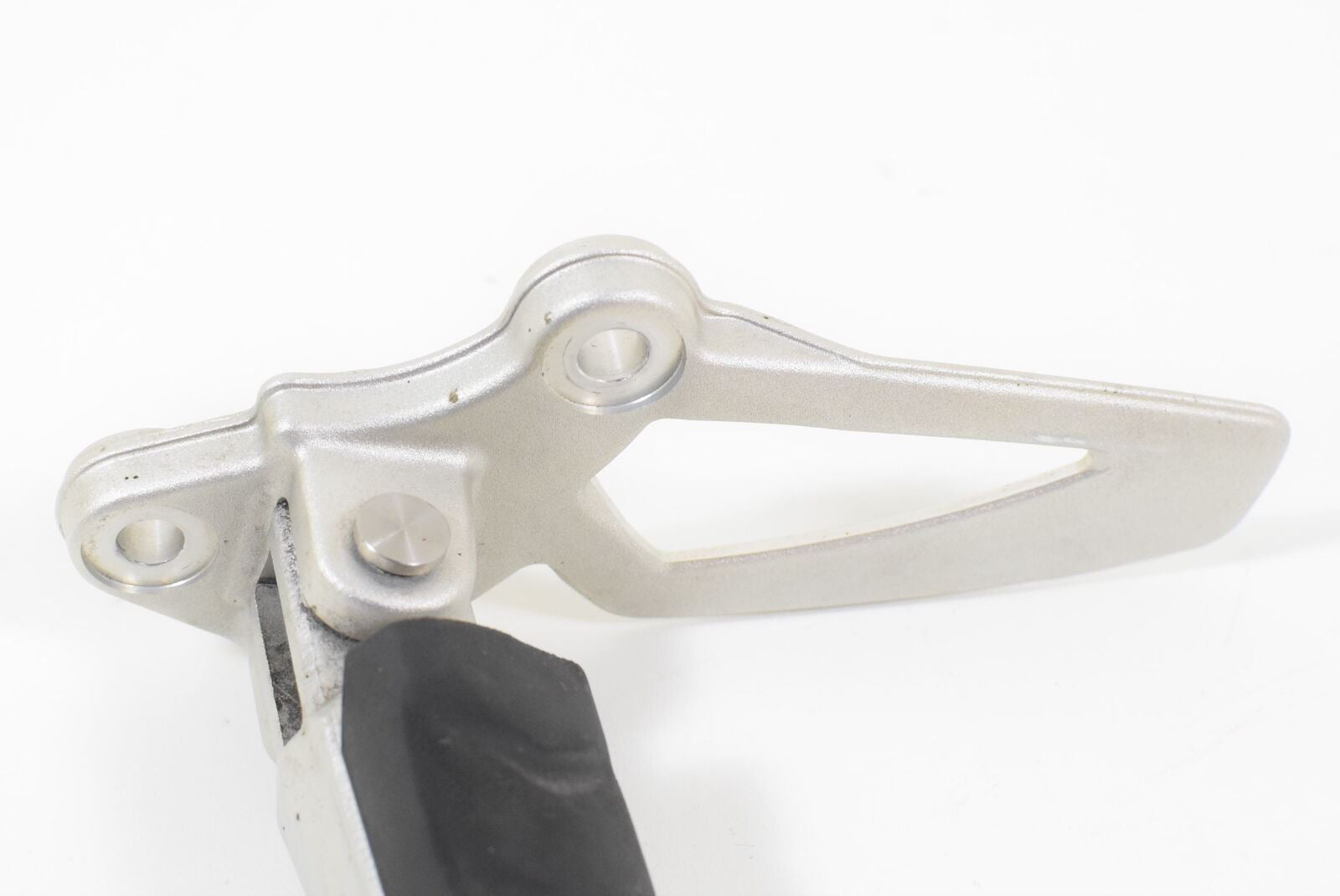 2014 BMW R1200R R1200 R K27 Front Right Footpeg Shifter Peg 46717728691 {{ shop.shopifyCountryName }} - Mototech271