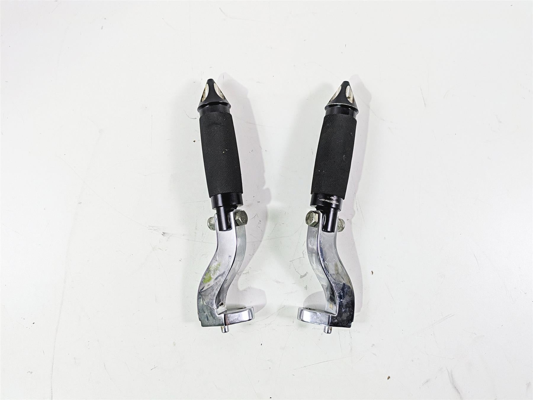 2001 Harley Touring FLHX Street Glide Avon Spike Rear Footpeg Set & Chrome Mount {{ shop.shopifyCountryName }} - Mototech271