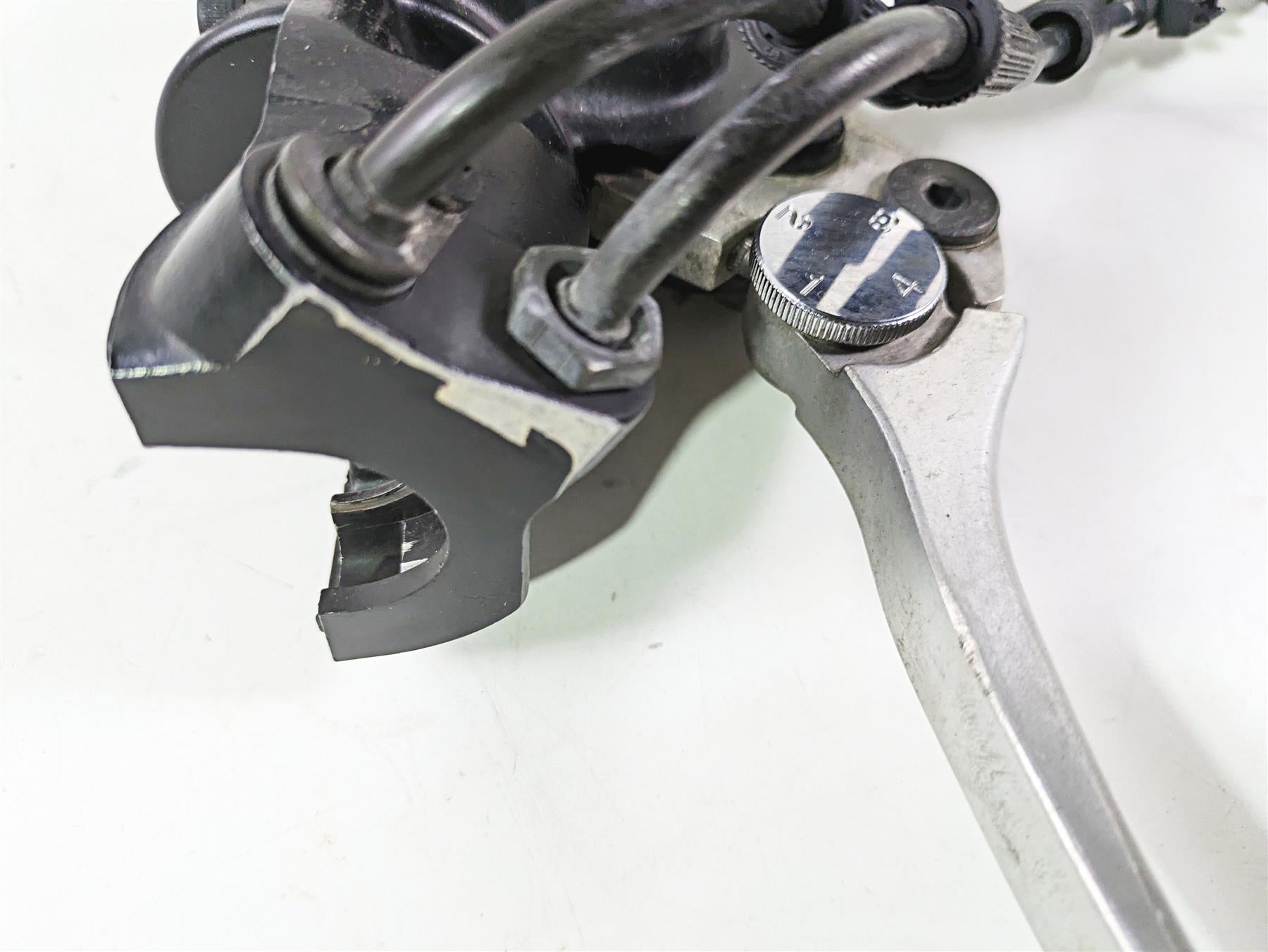 2006 Triumph Rocket 3 Front Brake Master Cylinder & Lever 5/8 T2028025 {{ shop.shopifyCountryName }} - Mototech271