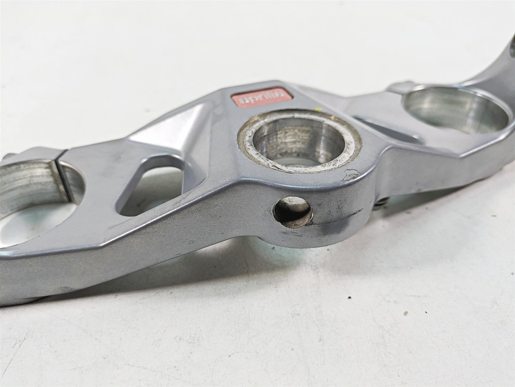 2021 Aprilia RS660 Upper Triple Tree Steering Clamp 51mm - Read 2B005253 {{ shop.shopifyCountryName }} - Mototech271