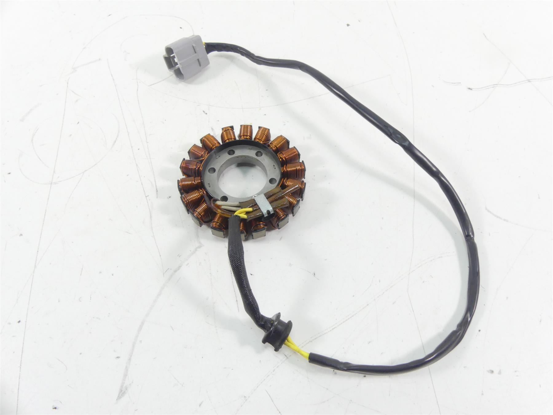 2015 KTM 1190 Adventure R Stator Alternator Generator Magneto 60339004000 {{ shop.shopifyCountryName }} - Mototech271