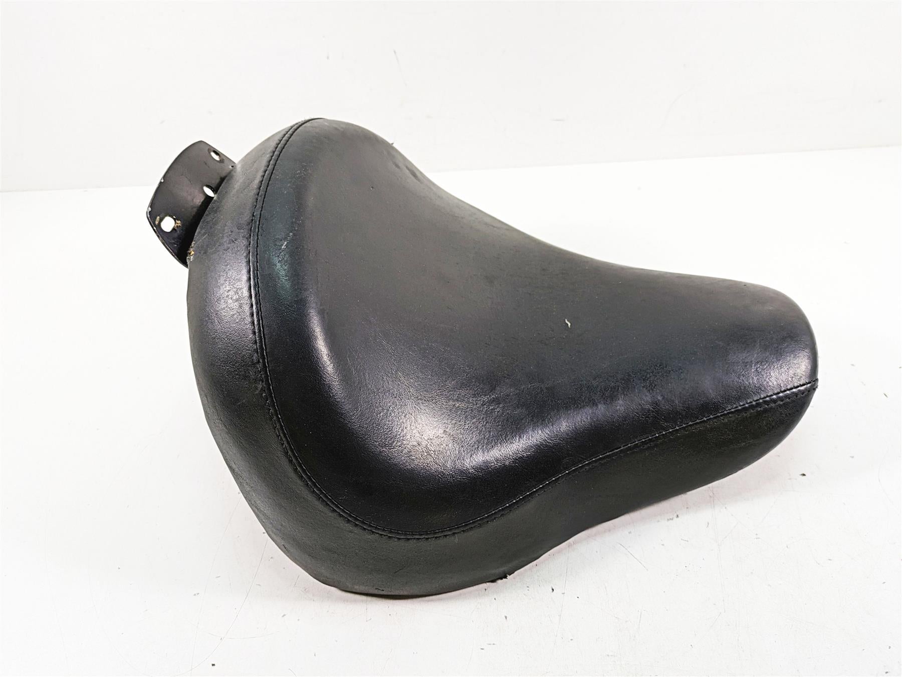 2006 Harley FLSTI Softail Heritage Oem Rider Driver Seat Saddle 51203-06 {{ shop.shopifyCountryName }} - Mototech271