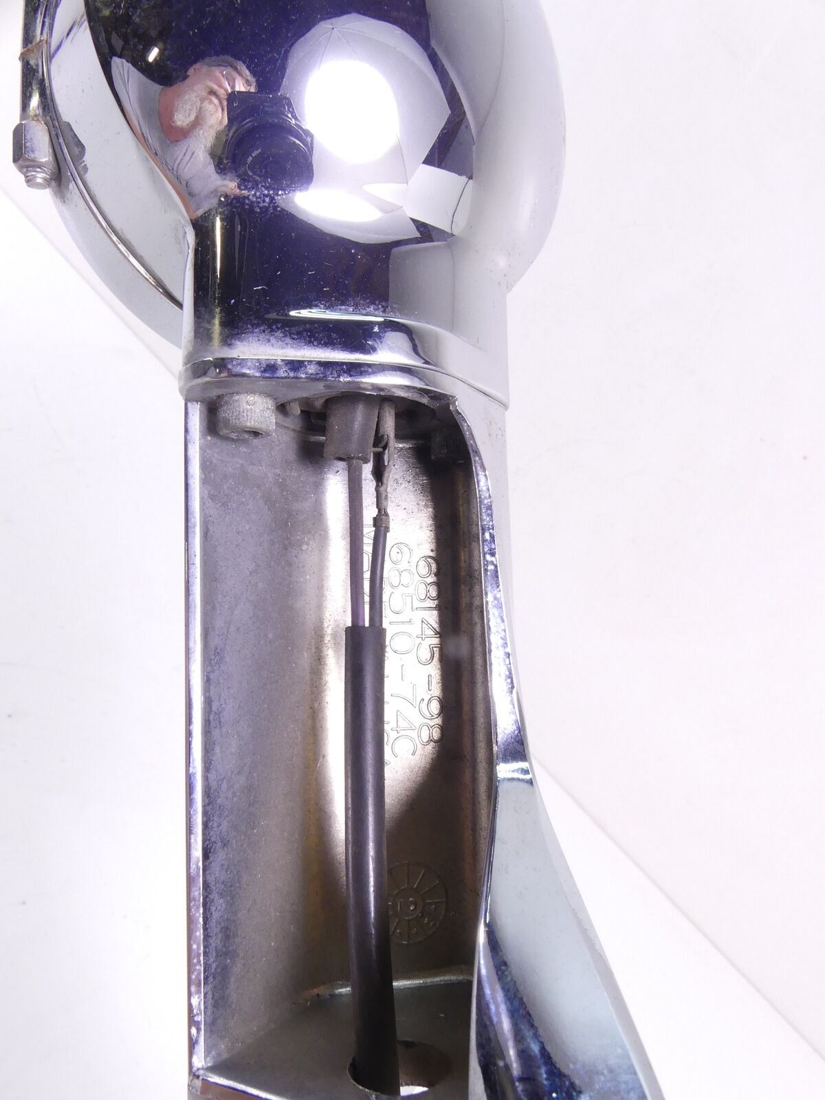 2003 Harley Touring FLHTCI Electra Glide Rear Blinker Bar Assembly 68145-98 {{ shop.shopifyCountryName }} - Mototech271