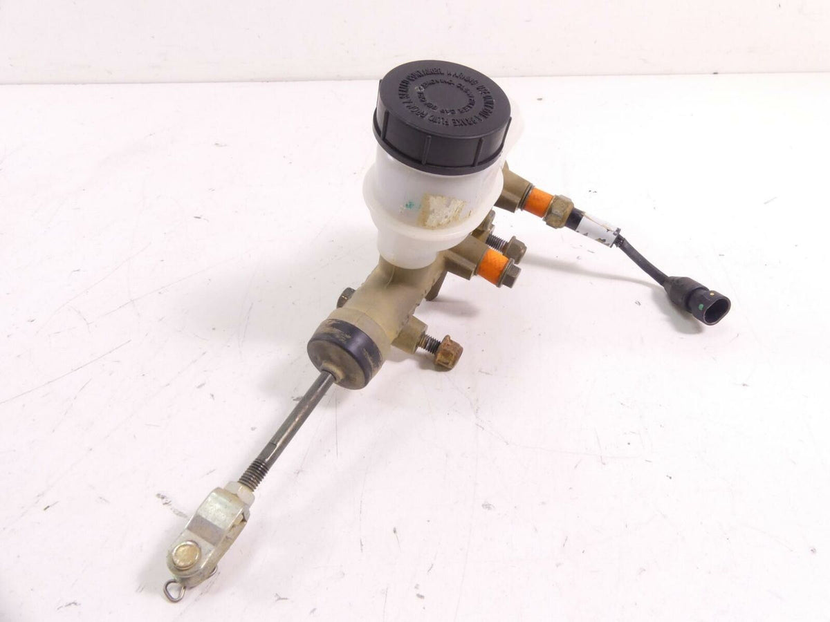 2018 Polaris RZR XP 1000 EPS Hayes Main Brake Master Cylinder 1911982 {{ shop.shopifyCountryName }} - Mototech271