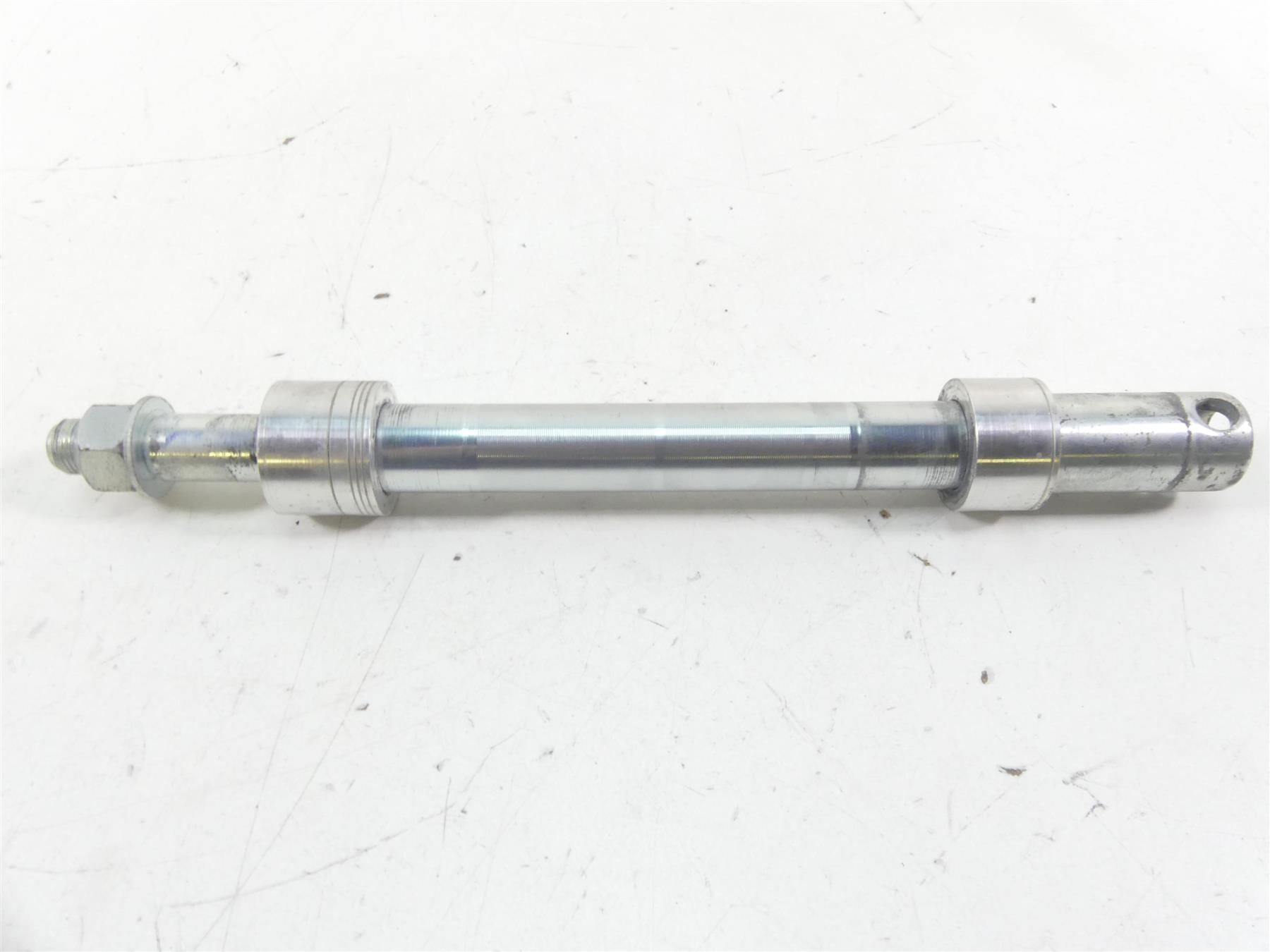 2015 Harley FXDF Dyna Fat Bob Straight Front Axle Wheel Spindle 25mm 41547-07A {{ shop.shopifyCountryName }} - Mototech271