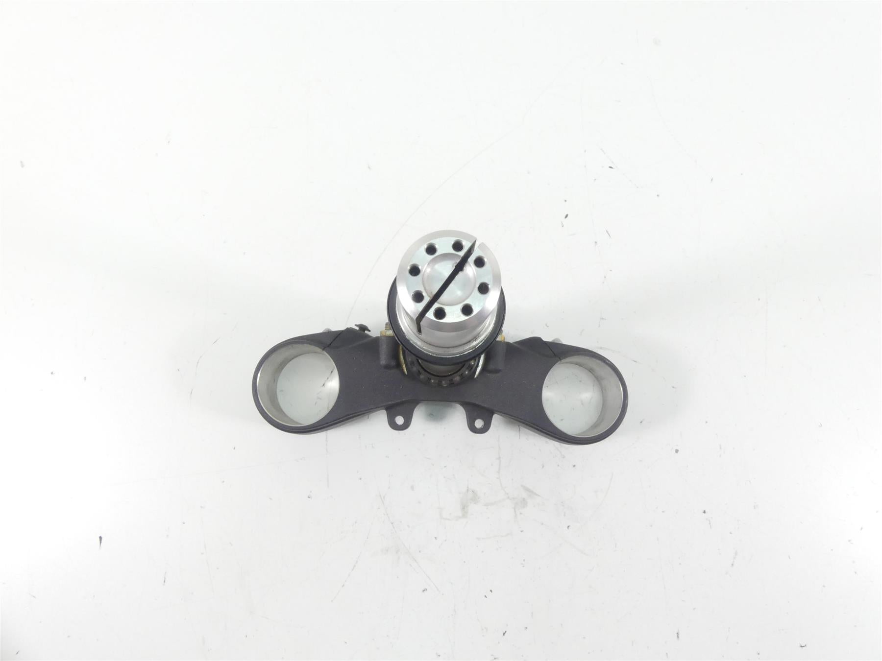 2018 Ducati Hypermotard 939 SP Lower Triple Tree 58mm For Ohlins Fork 34220762AA {{ shop.shopifyCountryName }} - Mototech271
