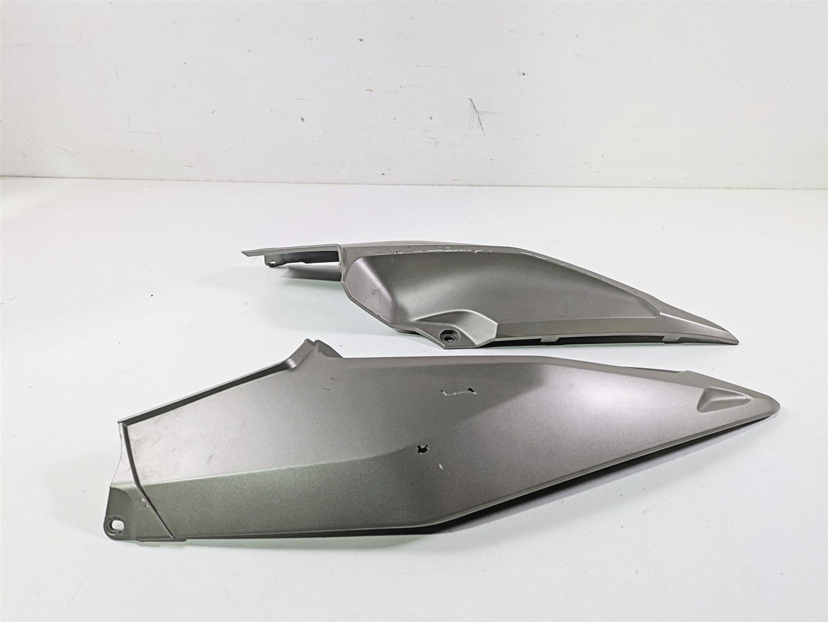 2014 BMW K1600 GTL K48 Upper Tank Side Cover Fairing Set 46637710454 {{ shop.shopifyCountryName }} - Mototech271