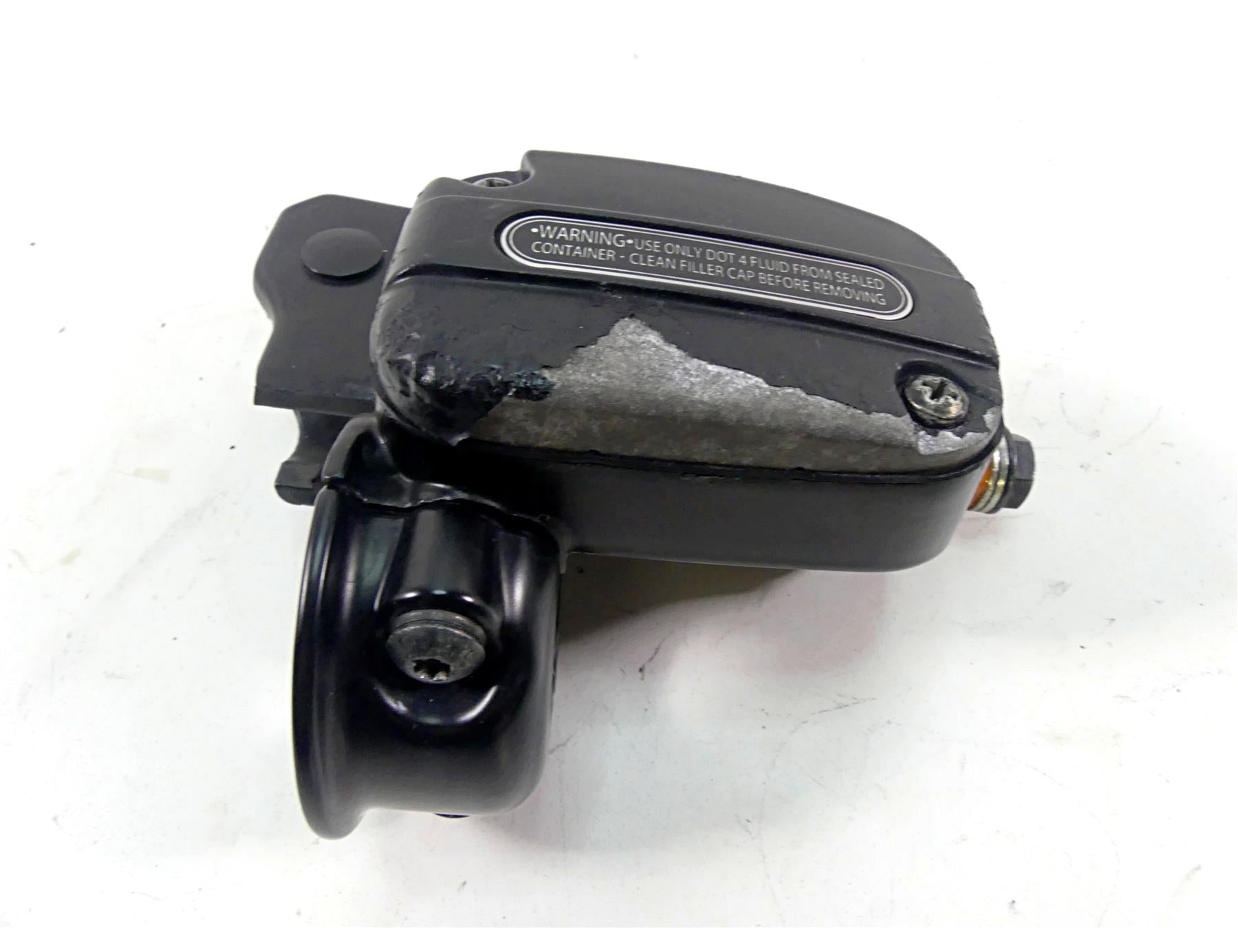 2015 Harley VRSCF Muscle V-Rod Clutch Master Cylinder 11/16