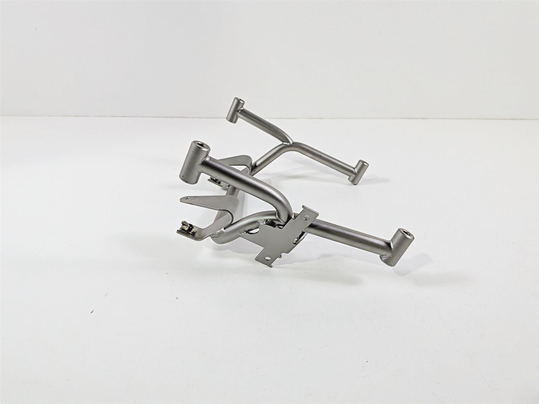 2023 BMW R1250RT RTP K52 Radio Bracket Holder Carier Mount Stay 46548548470 {{ shop.shopifyCountryName }} - Mototech271