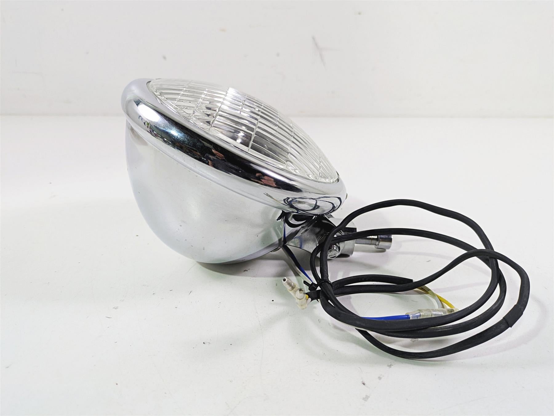 2008 Ultima Motorcycles Fat Bastard Round Chrome Headlight & Mount {{ shop.shopifyCountryName }} - Mototech271