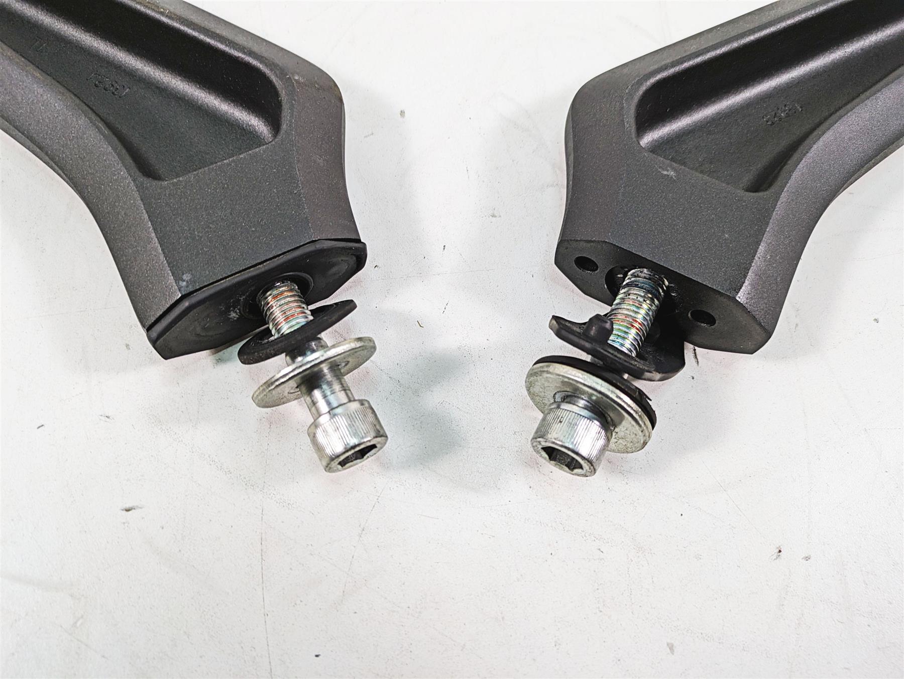 2016 Suzuki M109R VZR1800 Handlebar Holder Riser Set 56224-48G30 56225-48G30 {{ shop.shopifyCountryName }} - Mototech271