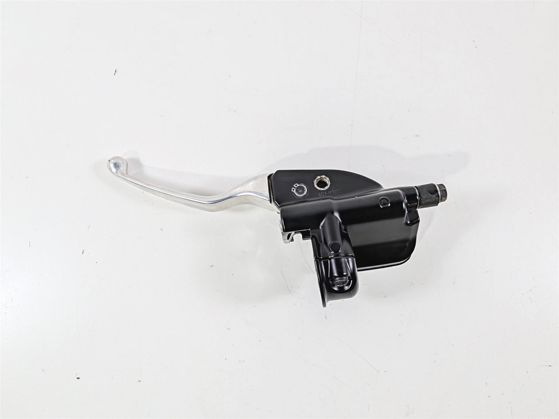 2013 Harley VRSCDX Night Rod Special Front Brake Master Cylinder 11/16 44551-08F-Mototech271