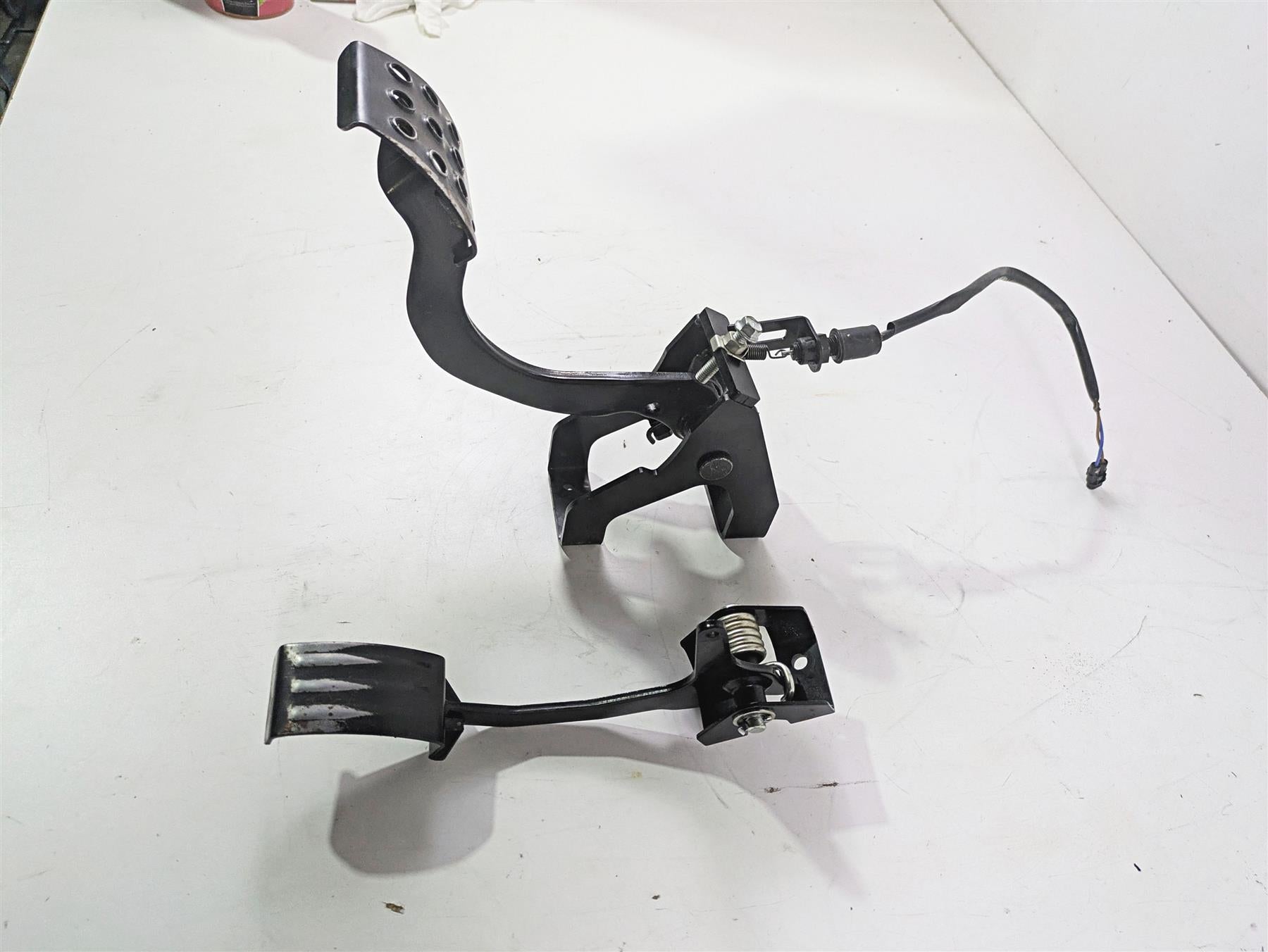 2021 Kawasaki Teryx KRX KRF 1000 Brake Accelerate Foot Pedal Set 43001-0767 {{ shop.shopifyCountryName }} - Mototech271