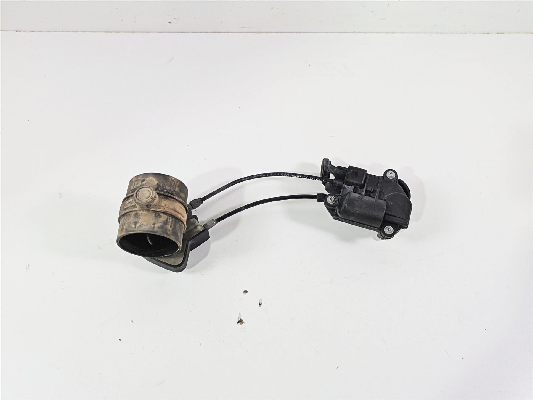2018 BMW R nineT Urban GS K33 Exhaust Valve Flap & Servo Motor D=57 18518546552