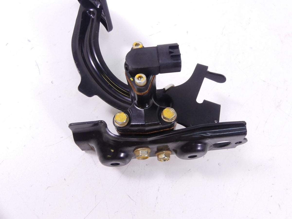 2020 Honda Talon SXS1000 S2X Foot Accelerate Brake Pedal Set 46560-HL6-A00 {{ shop.shopifyCountryName }} - Mototech271