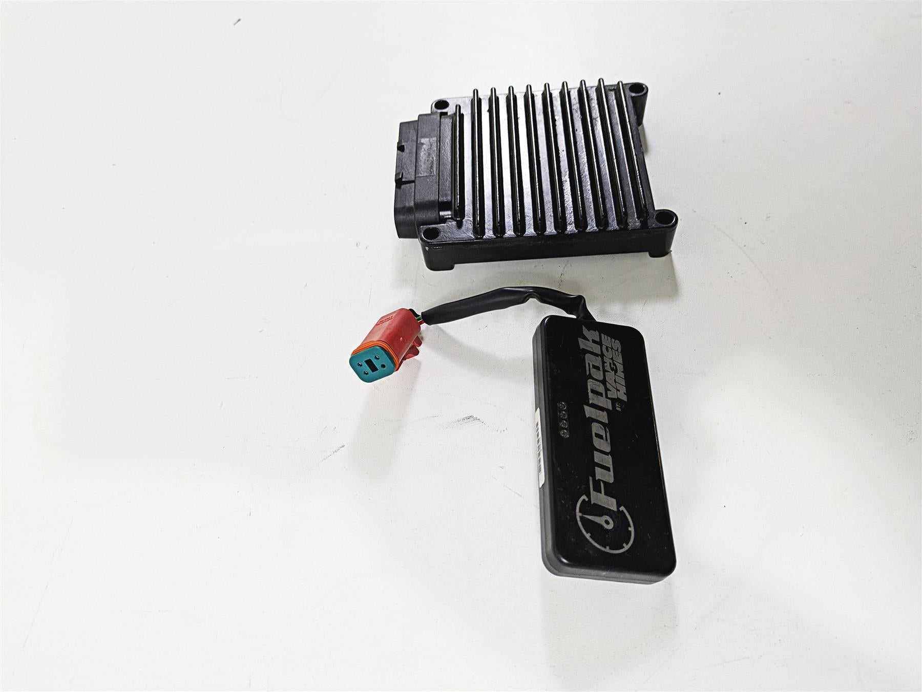 2011 Harley FXDC Dyna Super Glide Cdi Module + Vance Hines Fuelpak 32852-11 {{ shop.shopifyCountryName }} - Mototech271