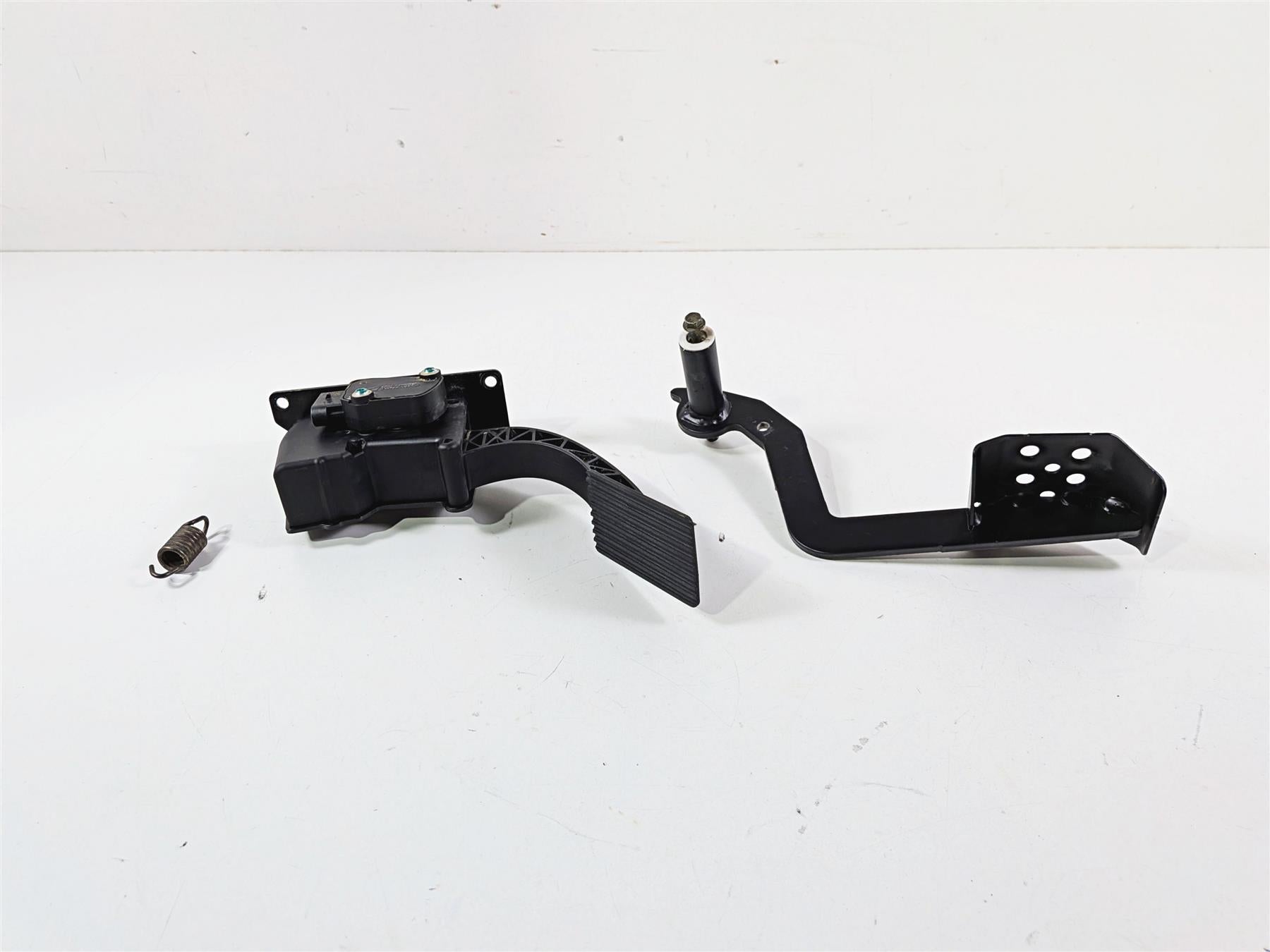 2024 Polaris RZR XP 1000 Sport Brake & Accelerate Pedal Set 1025542 4080361 {{ shop.shopifyCountryName }} - Mototech271