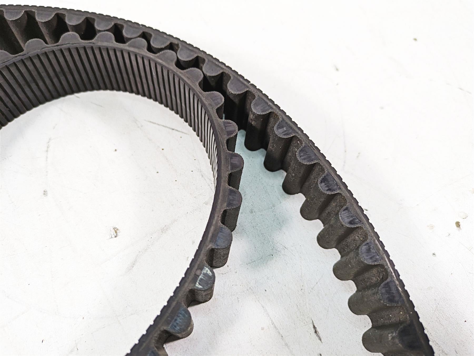 2005 Harley Dyna FXDL Low Rider Rear Drive Belt 133T 1-1/8" 40015-00B {{ shop.shopifyCountryName }} - Mototech271