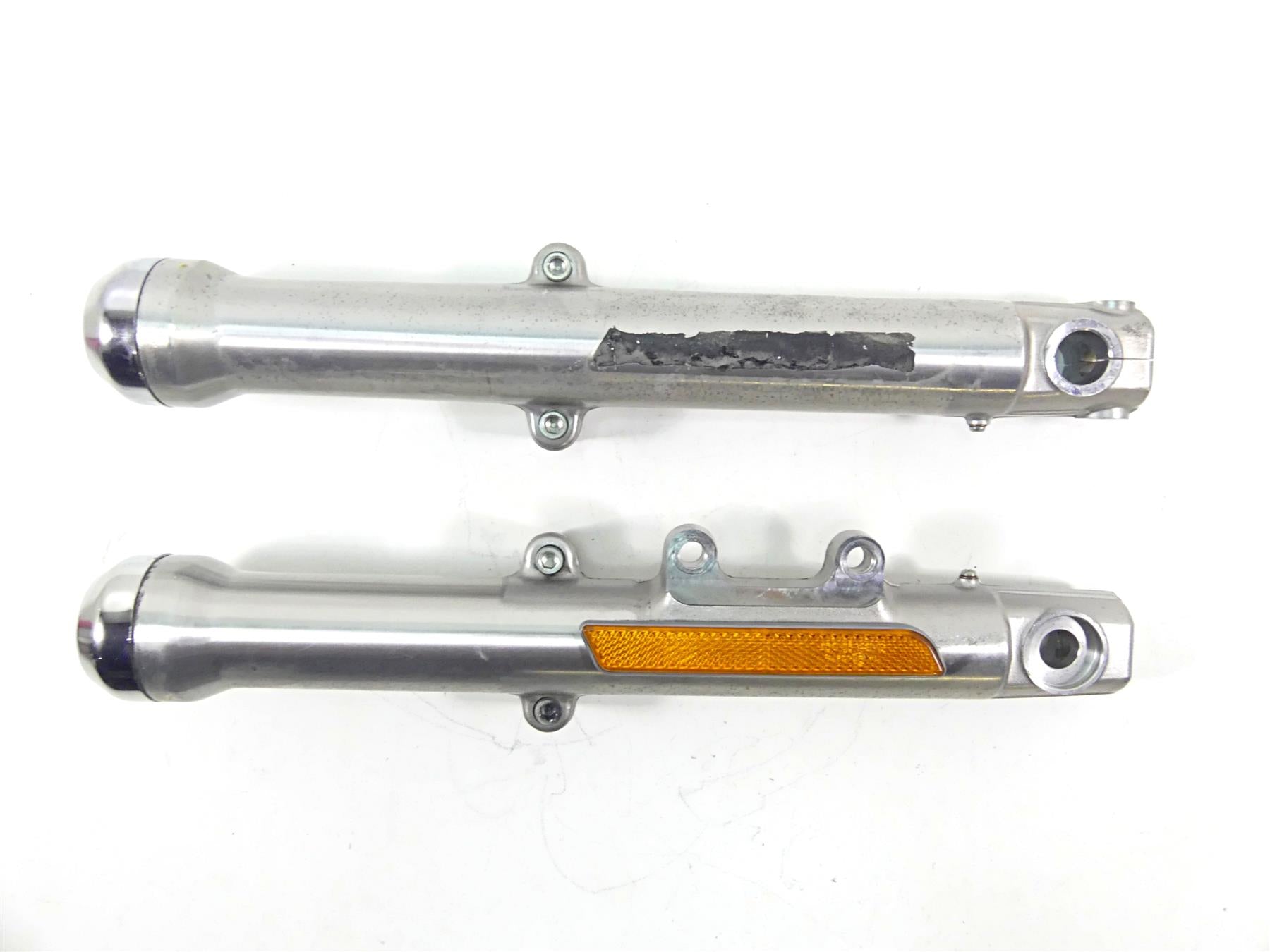 2005 Harley Sportster XL1200 C Showa Front Fork Lowers Set 45901-04 45900-04 {{ shop.shopifyCountryName }} - Mototech271