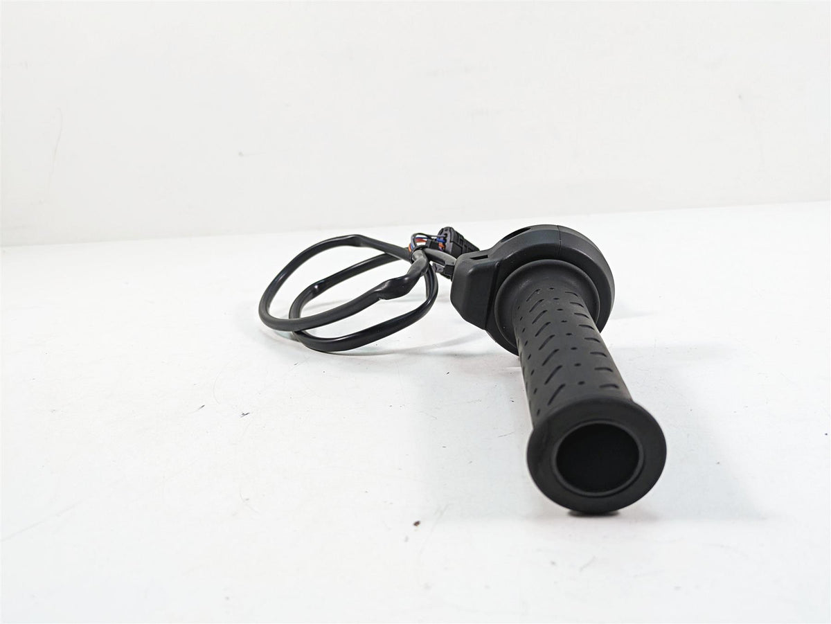2020 Moto Guzzi V85 TT Adventure E-Throttle Hand Grip Set 2D000095 {{ shop.shopifyCountryName }} - Mototech271