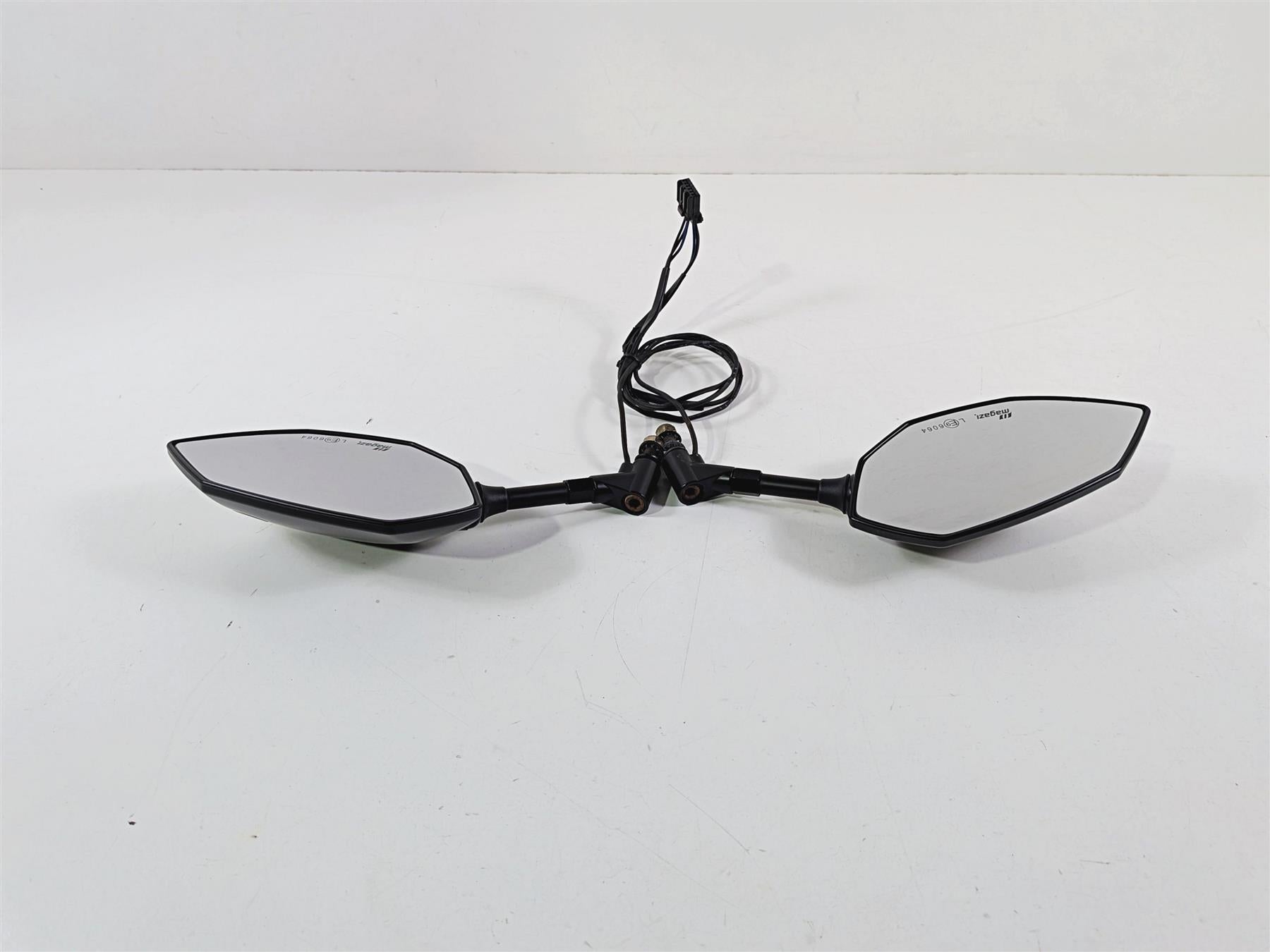 2013 Harley VRSCDX Night Rod Special Lucifer Magazi Rear Mirror Turn Signal LED-Mototech271