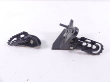 Load image into Gallery viewer, 2017 BMW F800GS K72 Front Left Right Footpeg Pegs Set 46717701199 46717701200 | Mototech271

