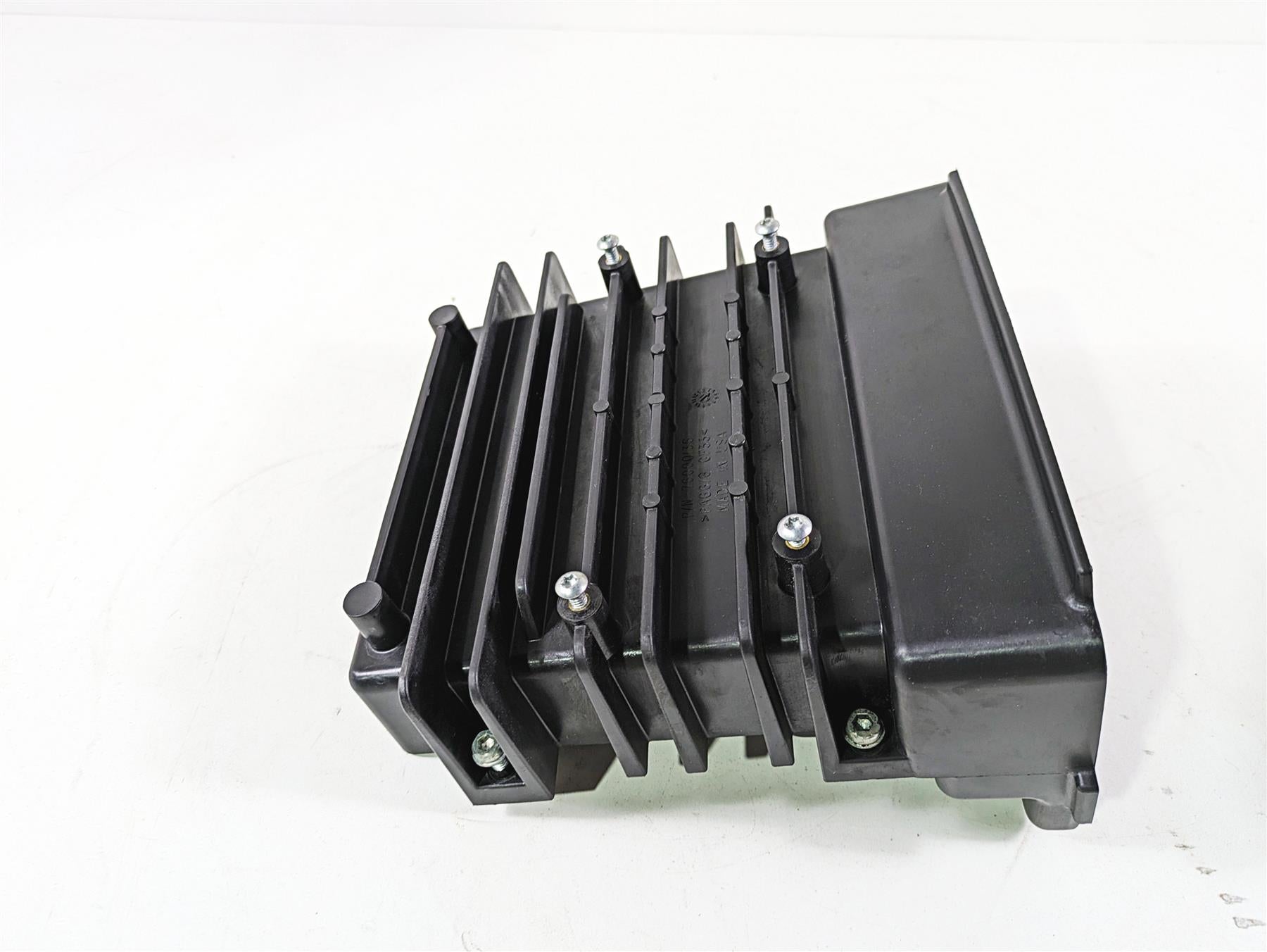 2020 Harley Touring FLHT Electra Glide Center Glove Storage Box 76000136 {{ shop.shopifyCountryName }} - Mototech271