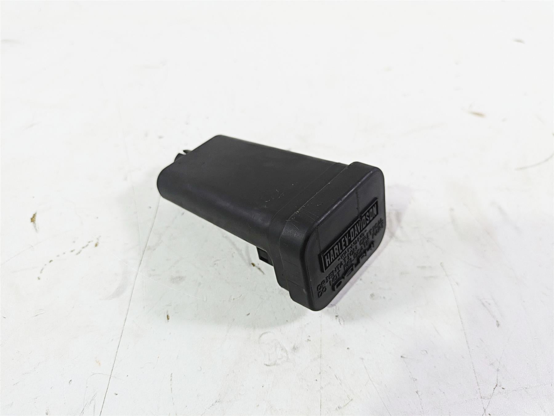 2003 Harley Softail FXSTDI Deuce 100th Tsm Turn Signal Flasher Module 68923-00B {{ shop.shopifyCountryName }} - Mototech271