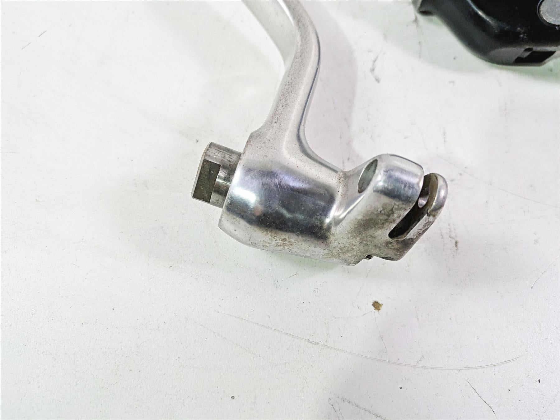 2013 Harley VRSCF Muscle Rod Right Front Footpeg & Brake Lever 54046-12 {{ shop.shopifyCountryName }} - Mototech271