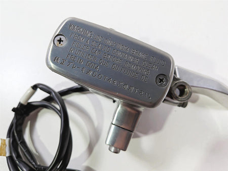 2006 Yamaha XVZ1300 Royal Star Front Brake Master Cylinder 4XY-W2587-01-00 {{ shop.shopifyCountryName }} - Mototech271