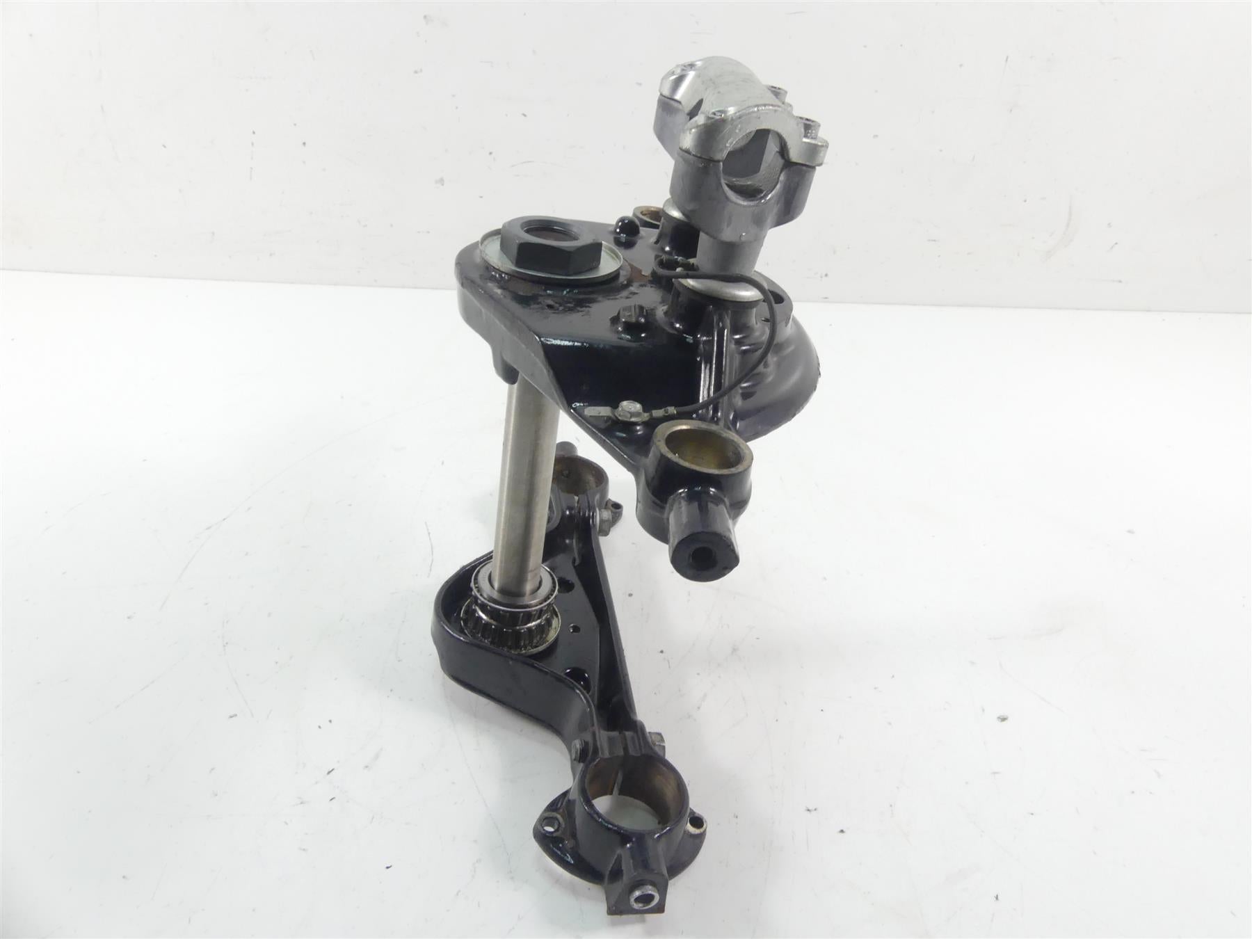 2013 Harley Touring FLHTK Electra Glide Upper Lower Triple Tree Set 45446-09 {{ shop.shopifyCountryName }} - Mototech271