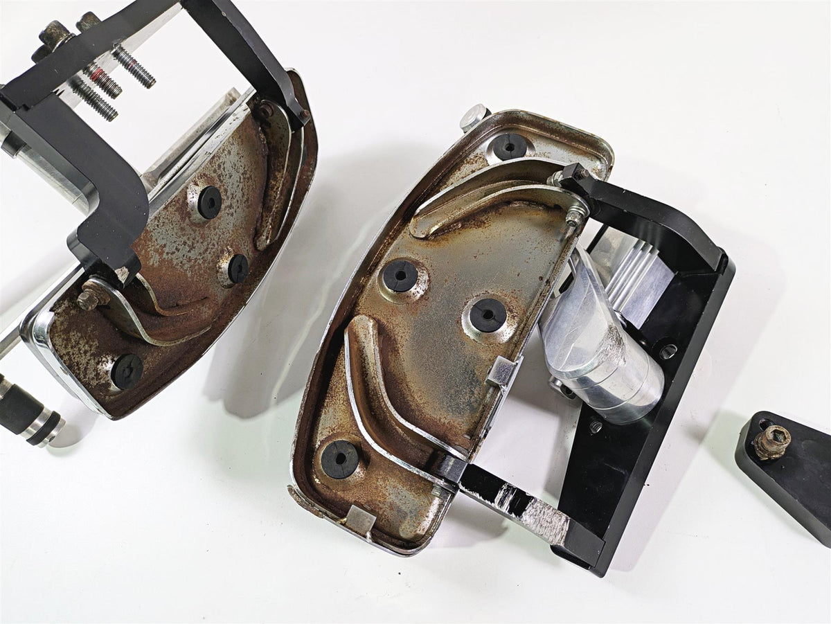 2002 Indian Spirit Deluxe Front Floorboards & Pedal 46-002 41-338 41-327 41-333 {{ shop.shopifyCountryName }} - Mototech271