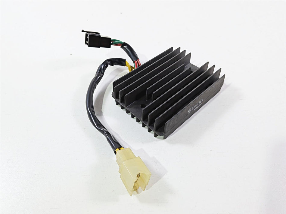 2011 Ducati Streetfighter 1098 S Rectifier Voltage Regulator 54040191A SH579EA {{ shop.shopifyCountryName }} - Mototech271