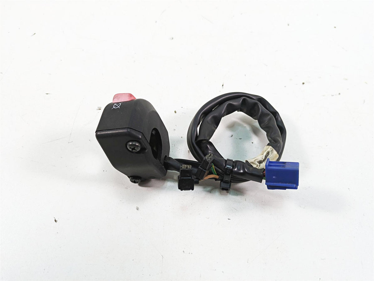 2007 Yamaha R1 YZFR1 Right Hand Kill Start Control Switch 4C8-83973-00-00 {{ shop.shopifyCountryName }} - Mototech271