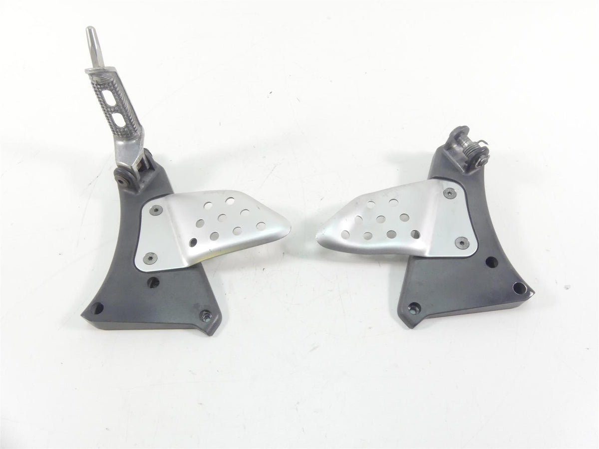 2007 Buell XB12 SS Lightning Right Left Footpeg Mount Set N0402.02A8YBP {{ shop.shopifyCountryName }} - Mototech271