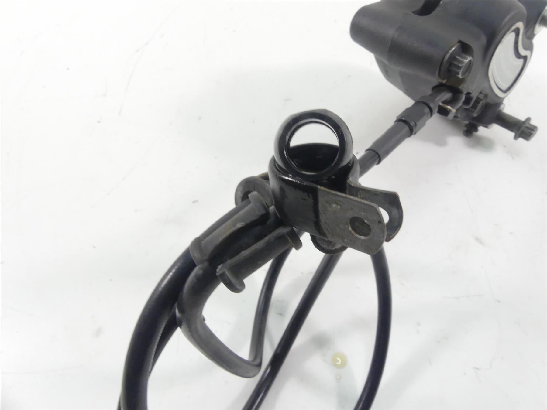 2011 Harley FXDWG Dyna Wide Glide Front Brake Caliper + Line 44046-08 {{ shop.shopifyCountryName }} - Mototech271