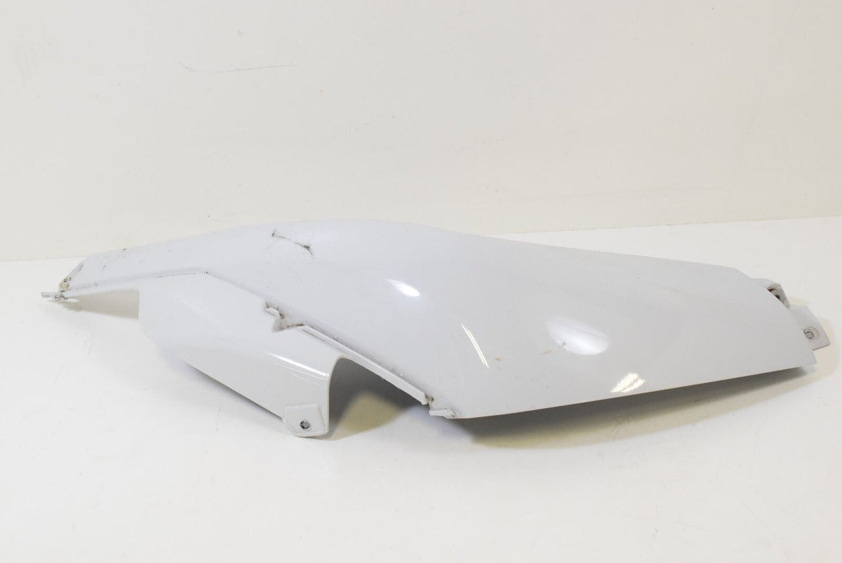 2015 BMW K1600GT K1600 K48 Right Upper Tank Cover Fairing 46637710452 {{ shop.shopifyCountryName }} - Mototech271